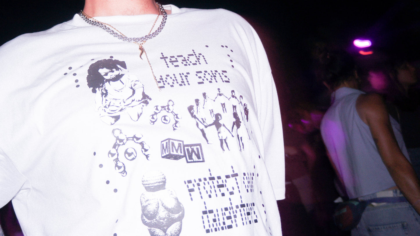 "Teach & Protect" Special tee white - 5 years of MW